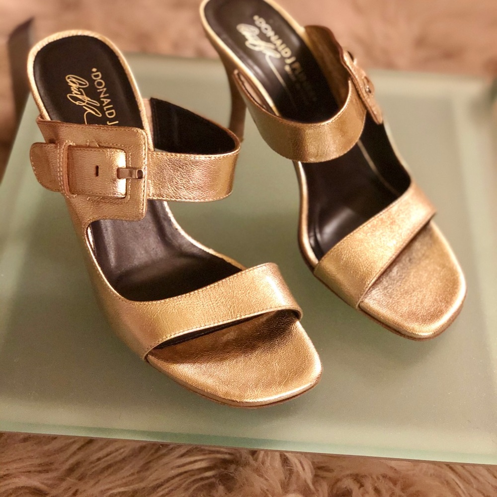 Donald Pliner Patent Leather Gold Sandal